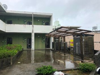 駐車場　現状優先です。