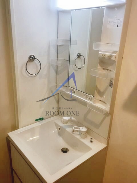 洗面設備　洗面台です。