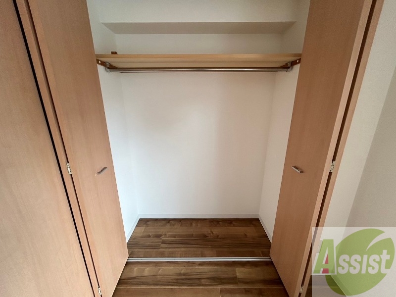 収納　寝室のクローゼットにもたくさん収納出来ますね！