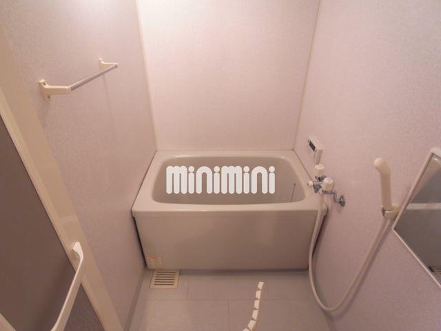 バス・シャワールーム　バスルームはとても落ち着く大切な空間ですよね。