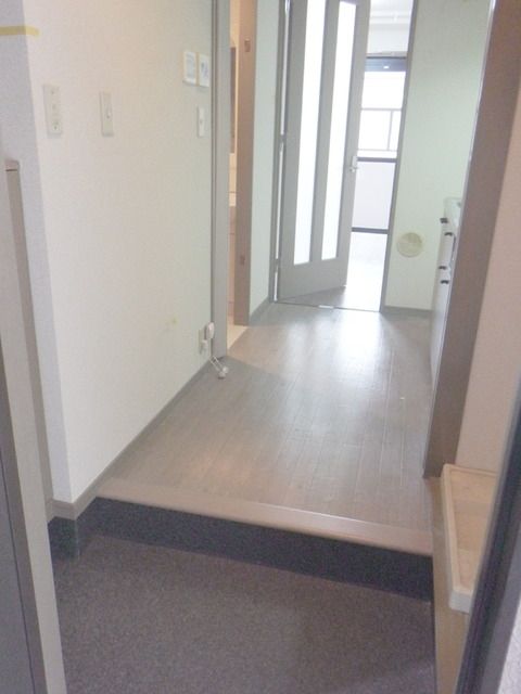 玄関　★★玄関より撮影★★