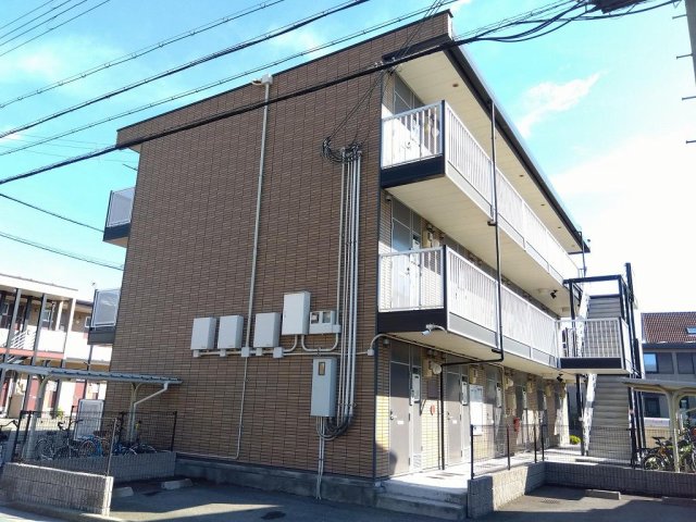 建物外観　落ち着いた雰囲気の外観です