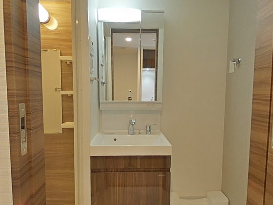 洗面設備　※別部屋の写真です