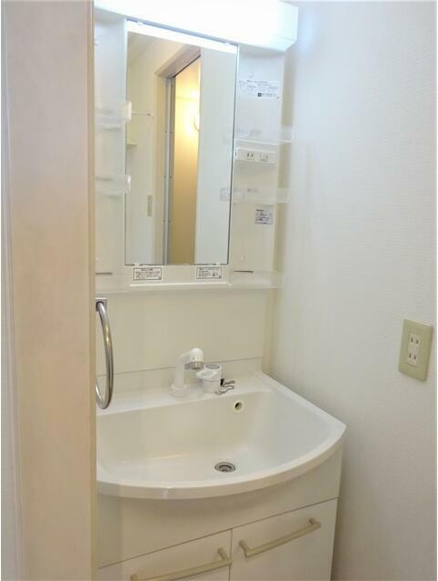 洗面設備　忙しい朝には欠かせない洗面所です♪