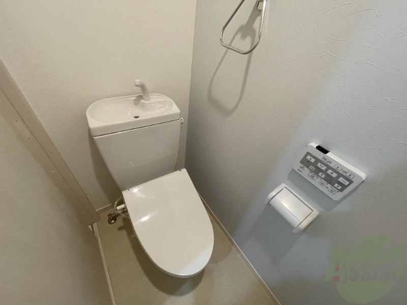 トイレ　トイレは清潔感があり安心して使用できそうです。