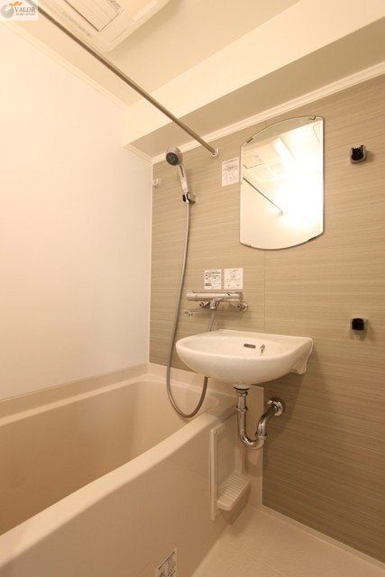 バス・シャワールーム　バス