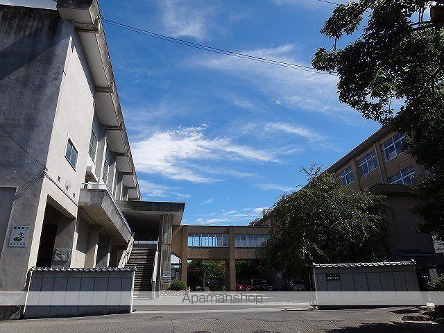 小学校　犬山市立　楽田小学校（小学校）まで200m