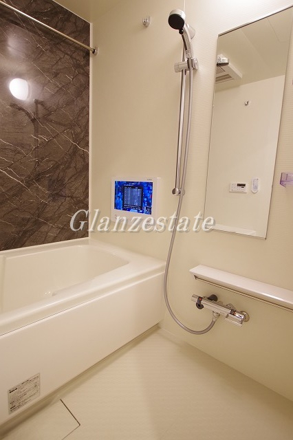 バス・シャワールーム　☆キレイなバスルーム☆