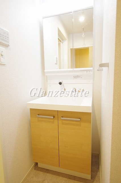 洗面設備　☆うれしい独立洗面台☆