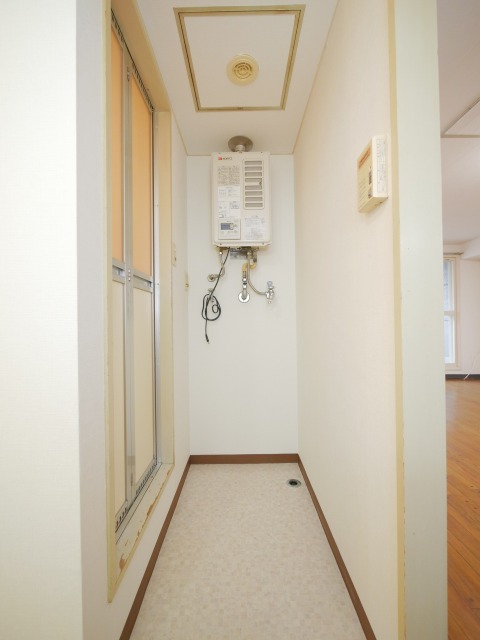 その他設備　洗濯機置き場