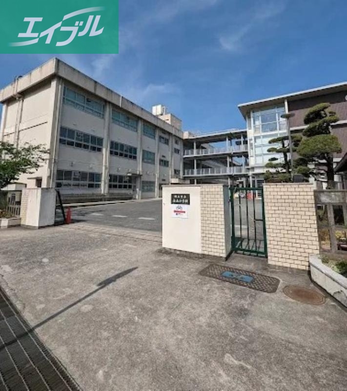 小学校　岡山市立高島小学校（小学校）まで763m