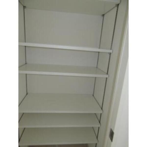 玄関　※写真は同タイプ住戸です。