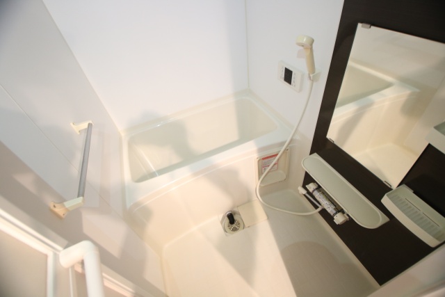 バス・シャワールーム　※別室の参考写真の為、現況優先です。