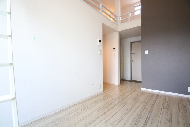 居室・リビング　※別室の参考写真の為、現況優先です。