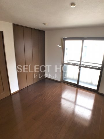 居室・リビング　同型タイプこちらのリビングで趣味の時間をお楽しみください