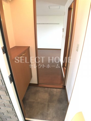 玄関　同型タイプ玄関です