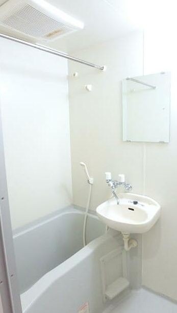 バス・シャワールーム　※同仕様写真