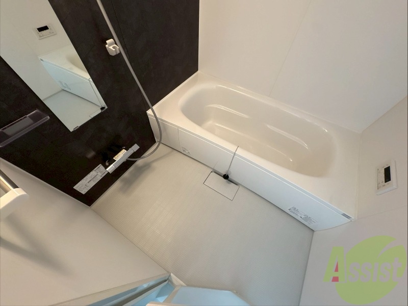 バス・シャワールーム　お風呂になります。一日の疲れを癒してくださいね。