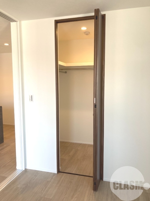 収納　ウォークインクローゼット