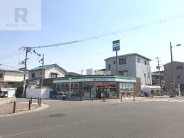 コンビニ　ファミリーマート井高野駅前店（コンビニ）まで75m