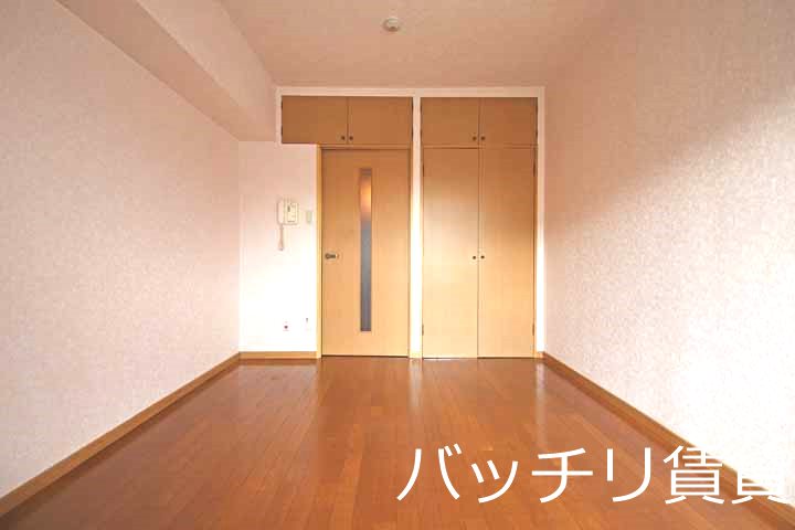 居室・リビング　同型タイプの為、現状を優先いたします