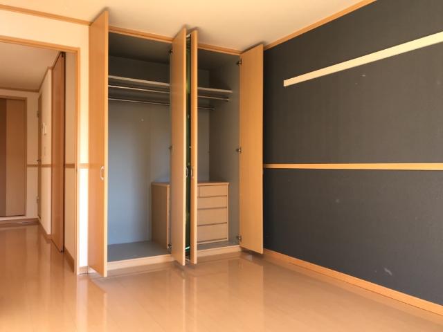 収納　クローゼット