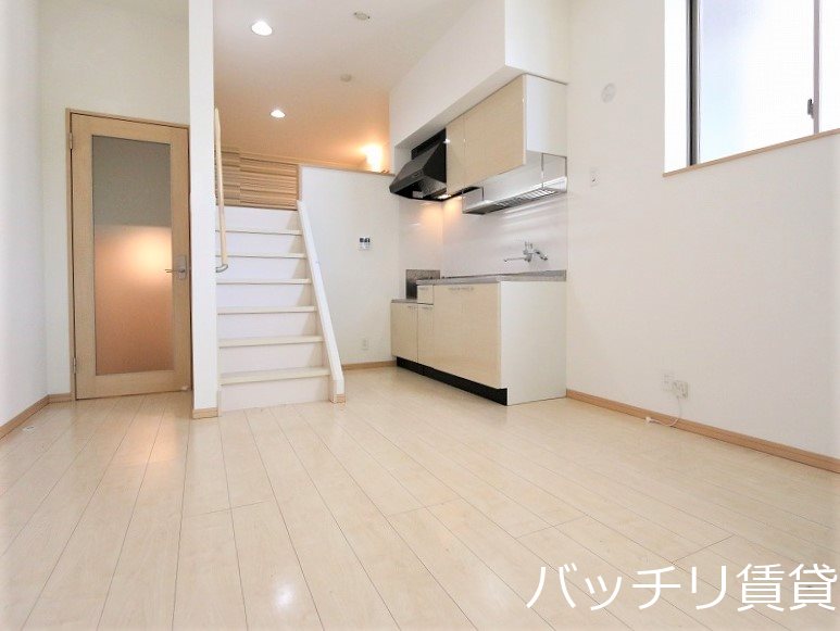 居室・リビング　同型イメージの為、現状を優先致します。