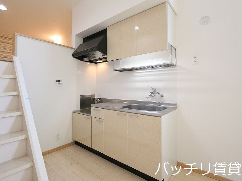 キッチン　同型イメージの為、現状を優先致します。