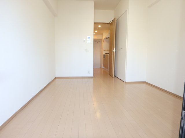 居室・リビング　反転タイプのお写真です。