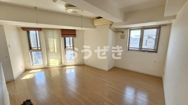 居室・リビング　?