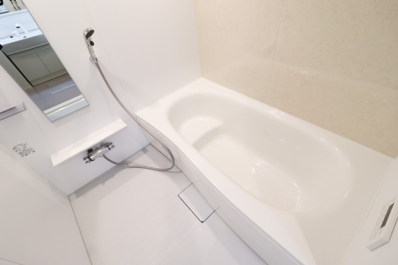 バス・シャワールーム　図面と現状に相違がある場合には現状を優先