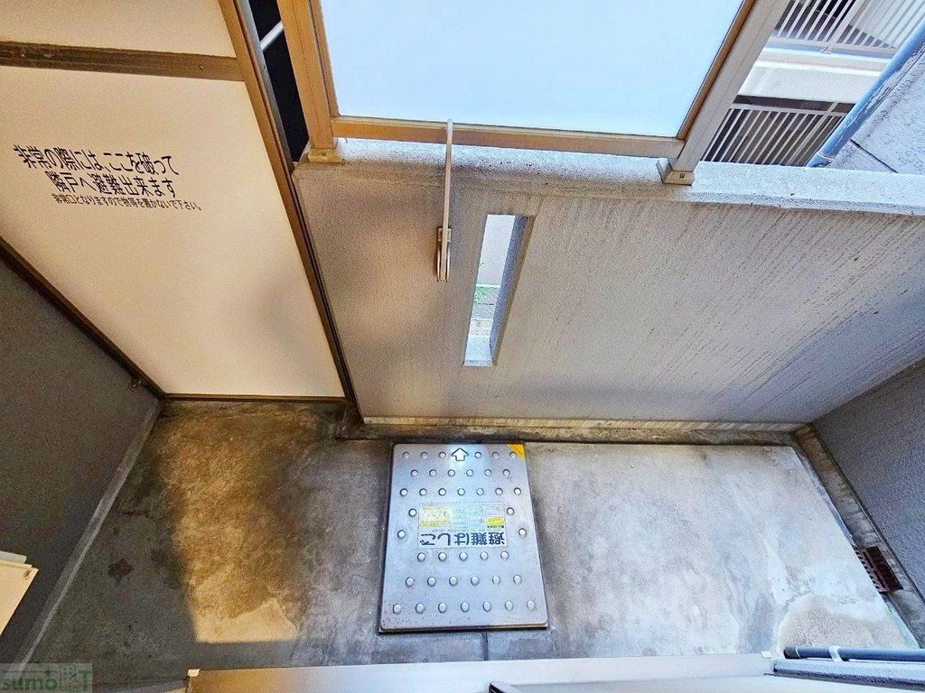 バルコニー　バルコニー