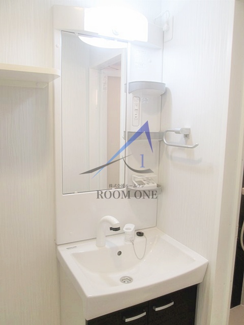 洗面設備　独立洗面台です。