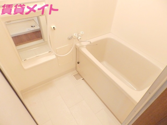 バス・シャワールーム　同型参考写真