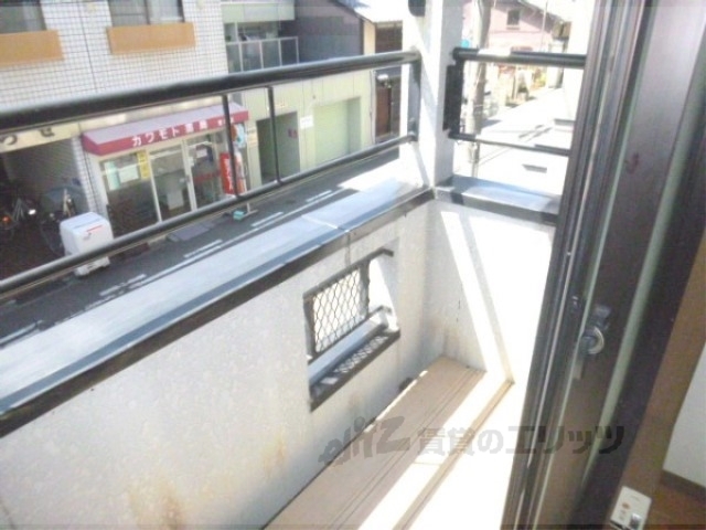 バルコニー　２階