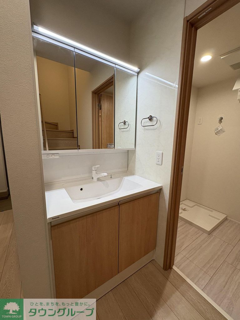 洗面設備　収納