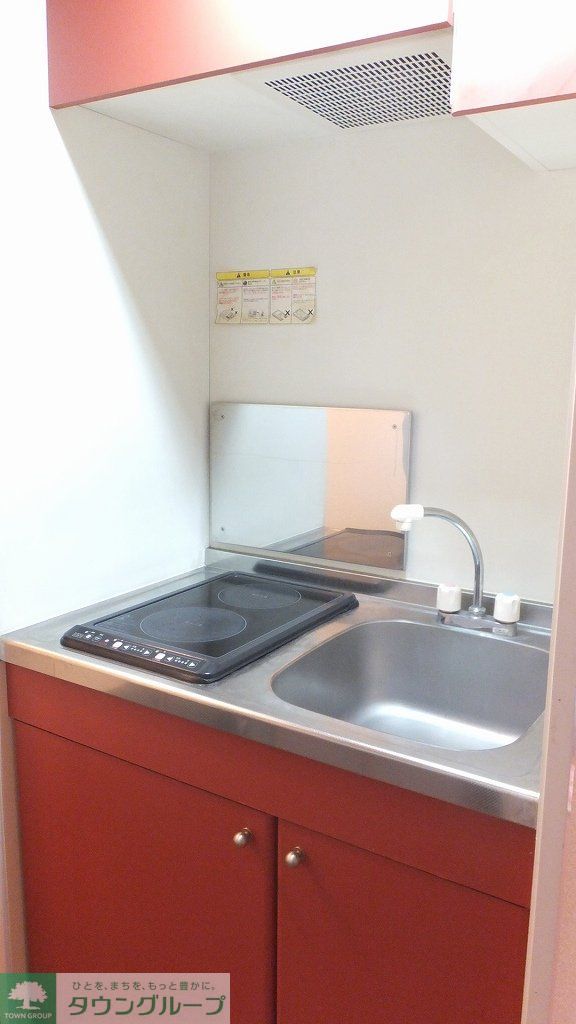 キッチン　2口の電気コンロ