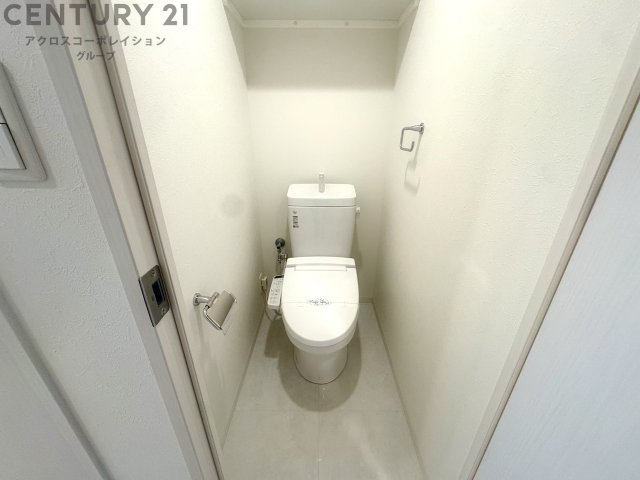 トイレ　ウォシュレット付きのトイレです♪