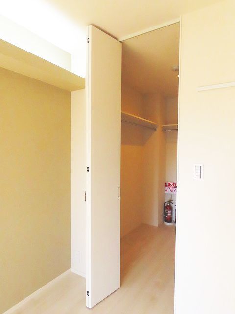 収納　ウォークインクローゼット