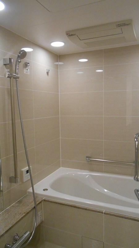 バス・シャワールーム