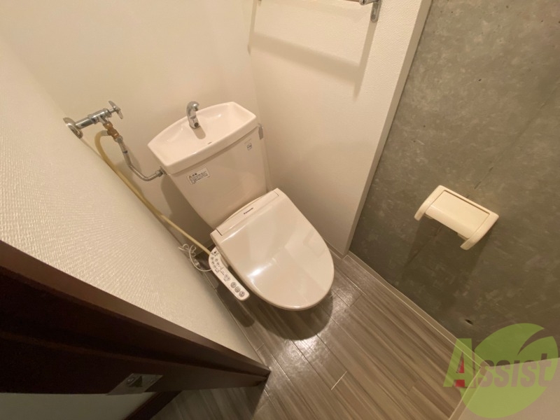 トイレ　トイレです。ウォシュレット付を探している方、おすすめです。