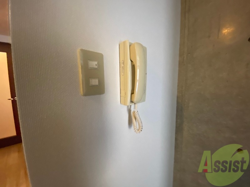 セキュリティ　来客時にはこれで受け答えが出来るので安心です。