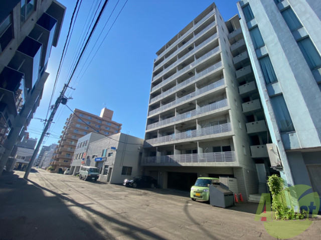 建物外観　札幌市中央区北五条西「マルベリーガーデン５１２」