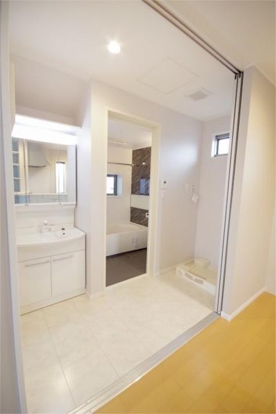 洗面設備　洗面所