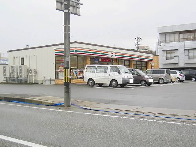 コンビニ　セブンイレブン 高岡駅南4丁目店（コンビニ）まで381m