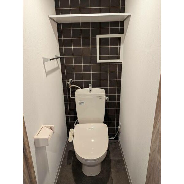 トイレ　清潔感のあるトイレです