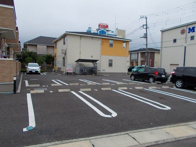 駐車場　駐車場です