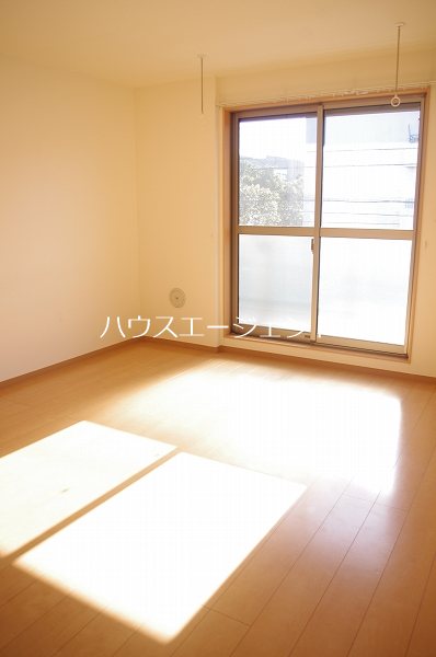 居室・リビング　9帖の洋室です。※参考画像