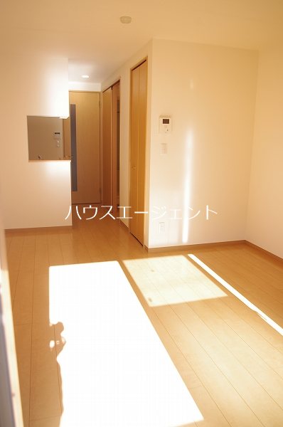 その他部屋・スペース　南向きのお部屋です。※参考画像