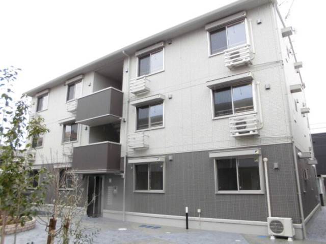 建物外観　ルシェリアの外観